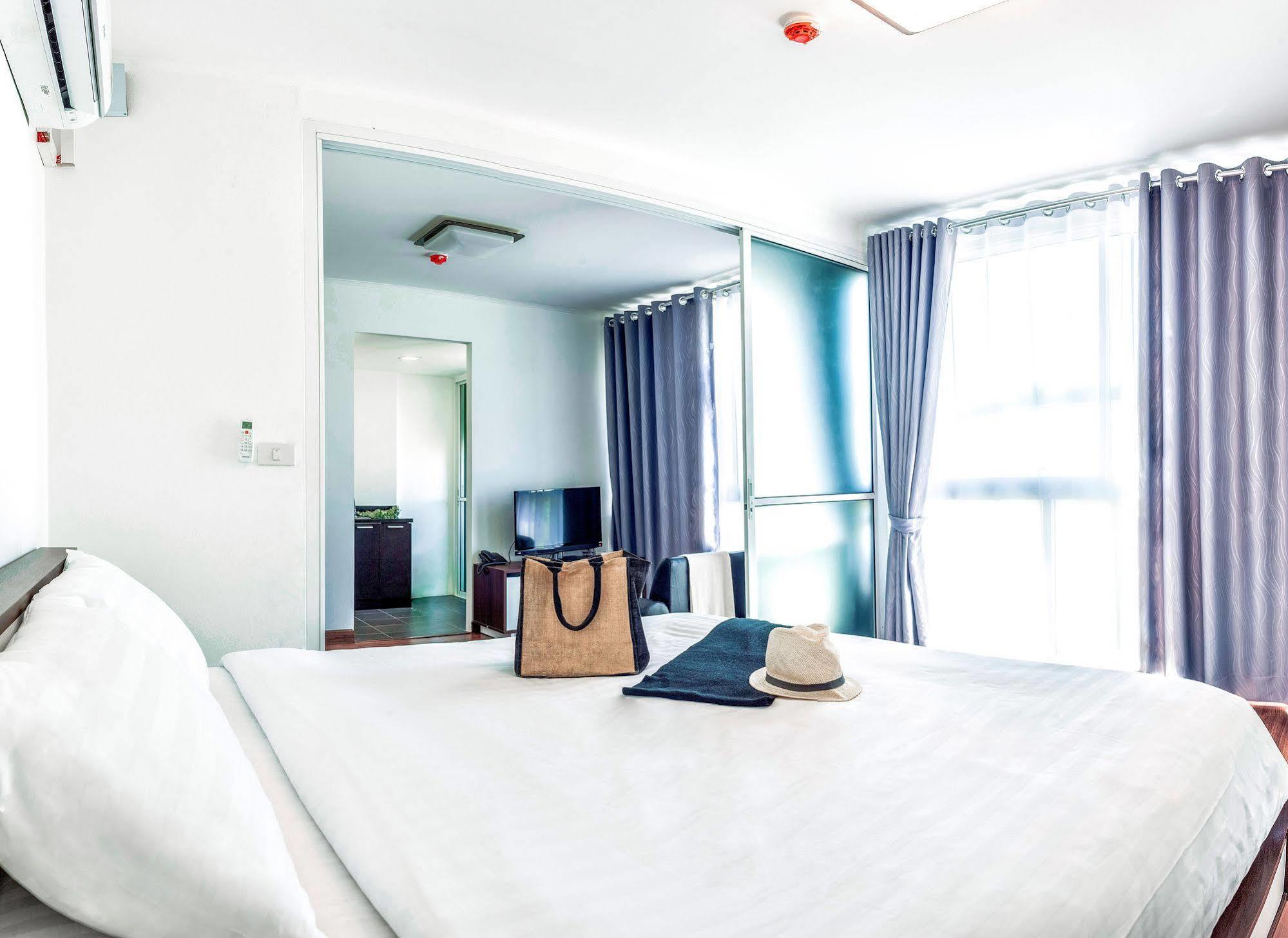 The Wide Condotel - Phuket Exterior foto