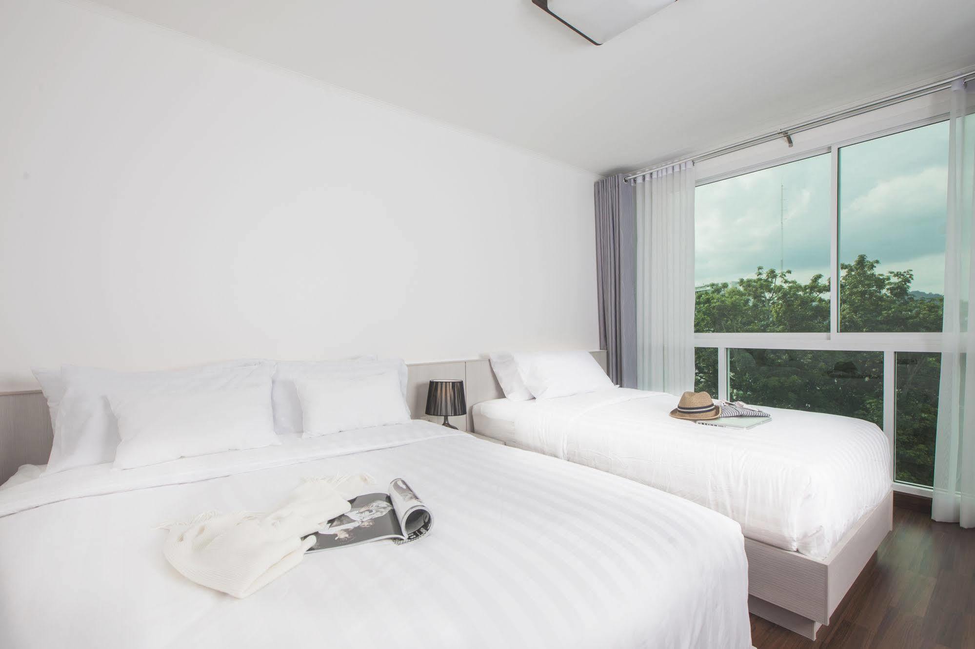 The Wide Condotel - Phuket Exterior foto